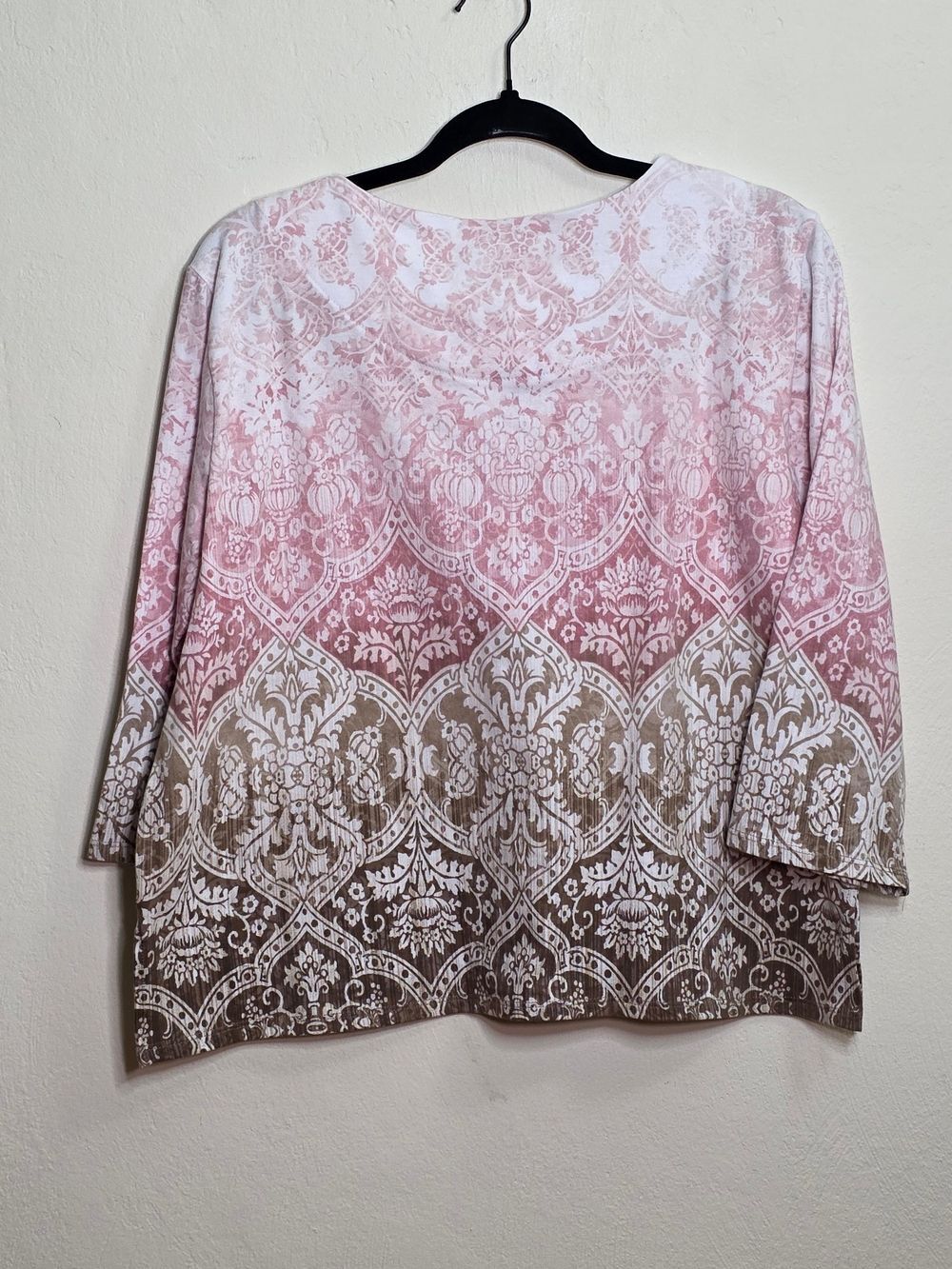 Alfred Dunner Petite Pink Floral Top - Picture 2 of 3